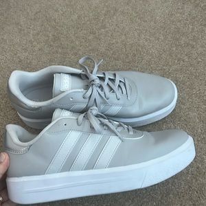 Adidas sneakers silver